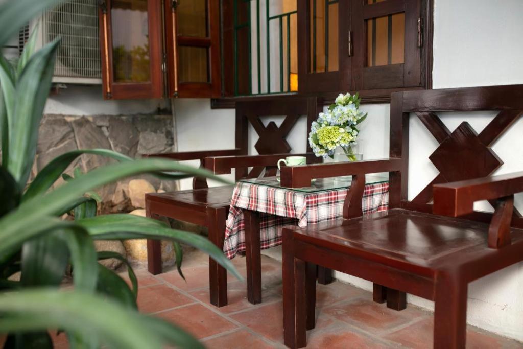 Impressive Boutique Hotel Hanoi Exterior photo